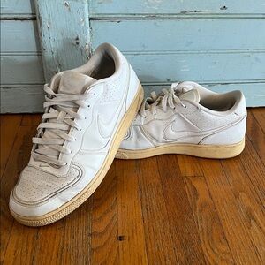 Men’s Nike Air Force One Low Sneakers